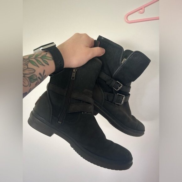 UGG Simmens Waterproof Leather Boots Black Buckle Belted Biker Moto - Picture 2 of 10